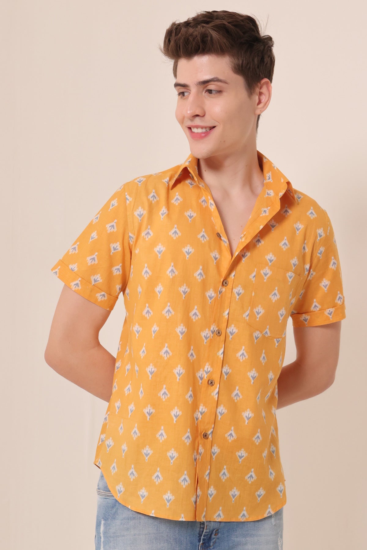 Yellow Arrows  print cotton shirt half sleeves