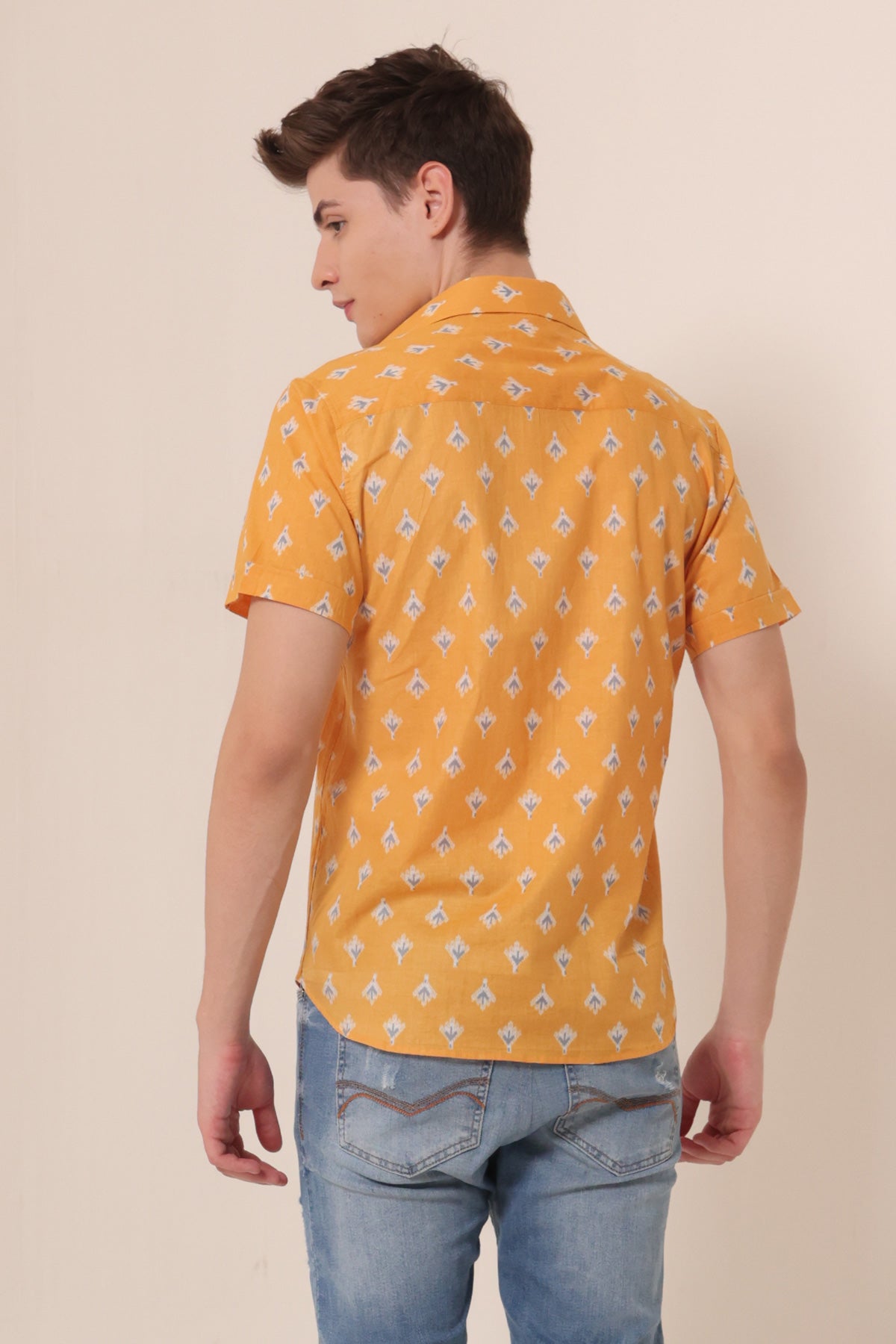 Yellow Arrows  print cotton shirt half sleeves